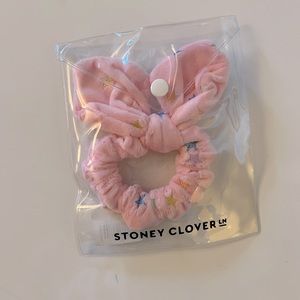 NWT Stoney Clover Lane x Park & Beach scrunchie